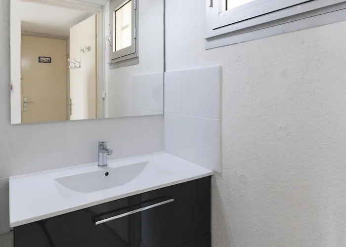 Aquaplage- 105b- Vue Mer- 5 Pers * Agde